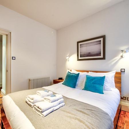 Sumptuous 2Br Apt Next To Edinburgh Castle! エクステリア 写真